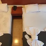 Szálloda Sah *